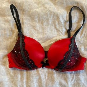 Push up bra. Like new- gently worn.
